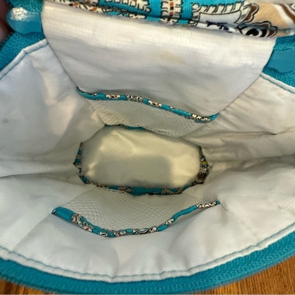 Vera Bradley Makeup Bag, Oval, Paisley, Handle, Inner Mesh Pocket, Blue, White - Picture 10 of 11